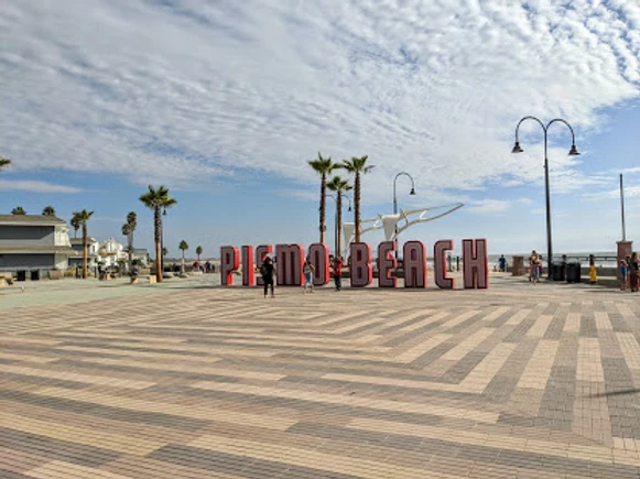 pismo beach sign