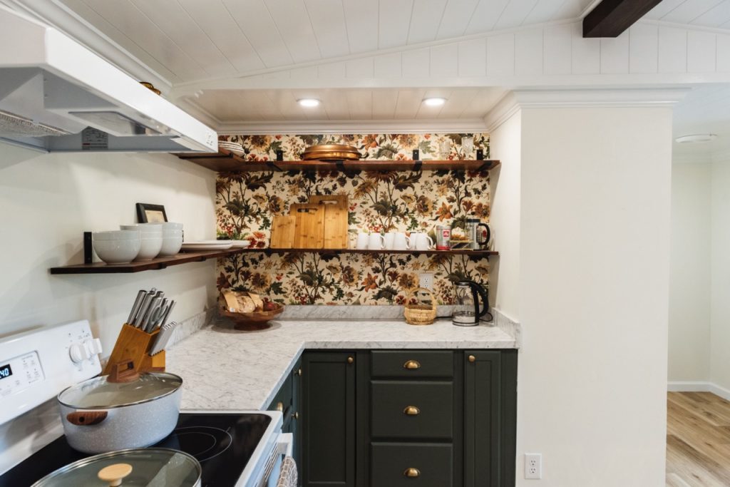 kitchen oven with plates and open shelving